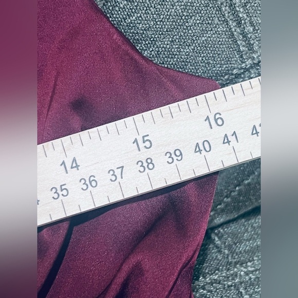 Donna Ricco women’s dress size 4 in a burgundy  color good condition - Picture 6 of 7